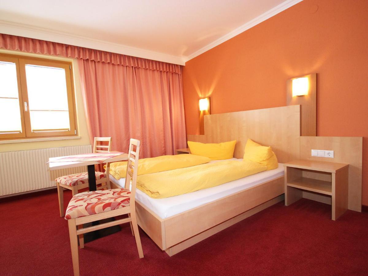 Leiter-1 Apartment *