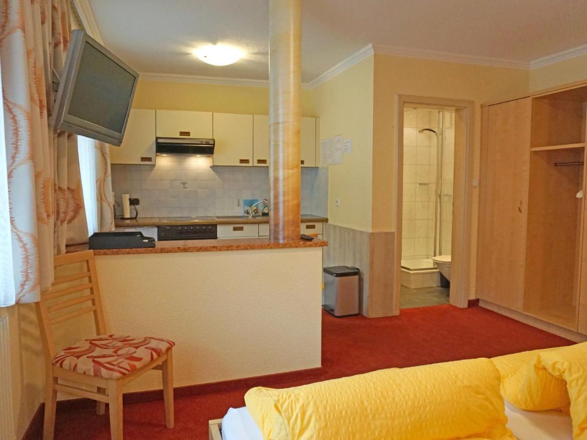 Apartment Leiter-1 *